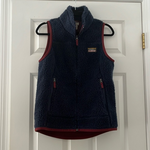 L L Bean Vest - Picture 1 of 7